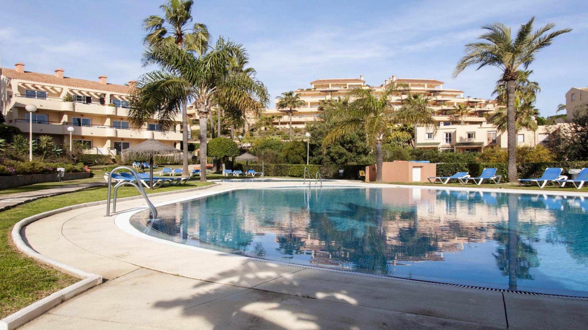 Marina Del Sol Apartment By Rafleys Фуэнхирола Экстерьер фото